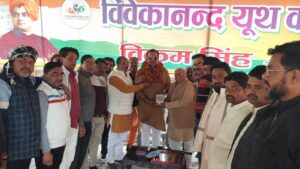 आदर्श व्यापार मंडल की संगोष्ठी में व्यापारियों की समस्याओं पर चर्चा पूर्व विधायक विक्रम सिंह से प्रदीप गर्ग ने उठाए प्रमुख मुद्दे!