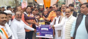 दबंग 11 ने सीपीएस 11 को हराकर जीता क्रिकेट टूर्नामेंट, मुख्य अतिथियों ने विजेता खिलाड़ियों को सौंपी ट्राफियां!