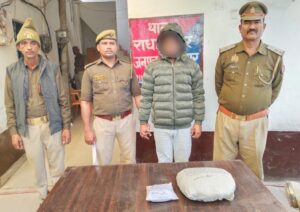 जखनी पुल के नीचे रात की दबिश, 1 किलो 150 ग्राम गांजा संग युवक गिरफ्तार