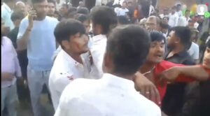 अशोथर मेले में दो गुटों में खूनी संघर्ष अफरा तफरी का माहौल