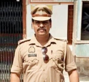 राधा नगर थाने में तैनात सब इंस्पेक्टर पज्जवल उपाध्याय सस्पेंड