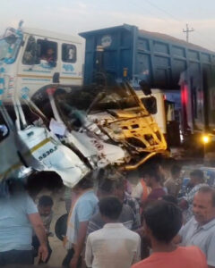 खनन विभाग और मौरंग माफियों के बीच कोई तो नाता जरूर होगा जो अवैध खनन,ओवर लोडिंग के बीच कर रहा है पुल का काम