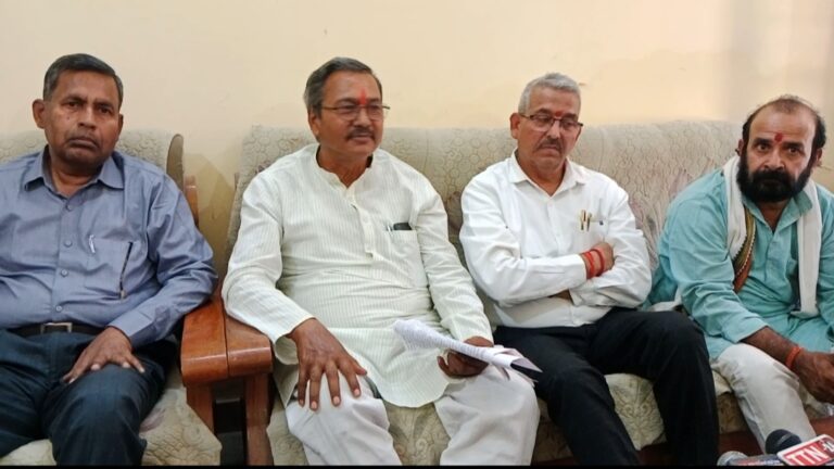 विनोद श्रीवास्तव प्रकरण सवालों से घिरी जांच टीम