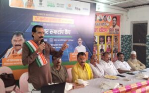 सौर ऊर्जा अपनाने को लेकर व्यापारियों को किया जागरूक