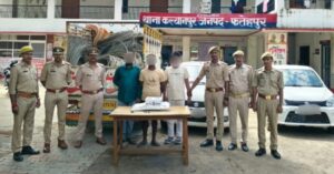 700 किलो तार के साथ तीन गिरफ्तार