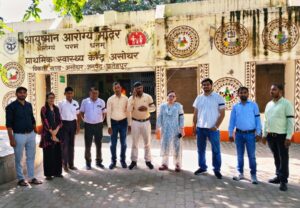 NHM संविदाकर्मियों ने काली पट्टी बांधकर शुरू किया चरणबद्ध आंदोलन