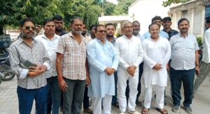 यूपीआई पर एमडीआर शुल्क के विरोध में व्यापारियों का प्रदर्शन